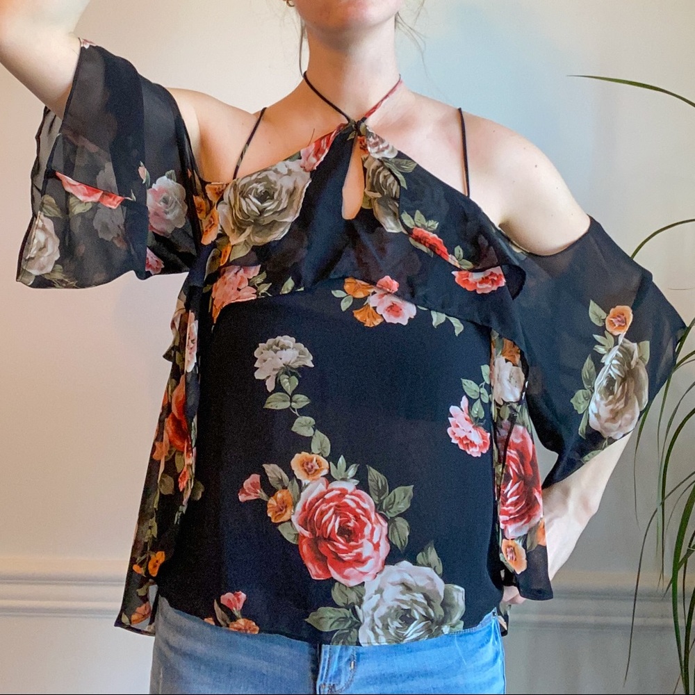 Lulu’s Floral Keyhole & Cold Shoulder Blouse